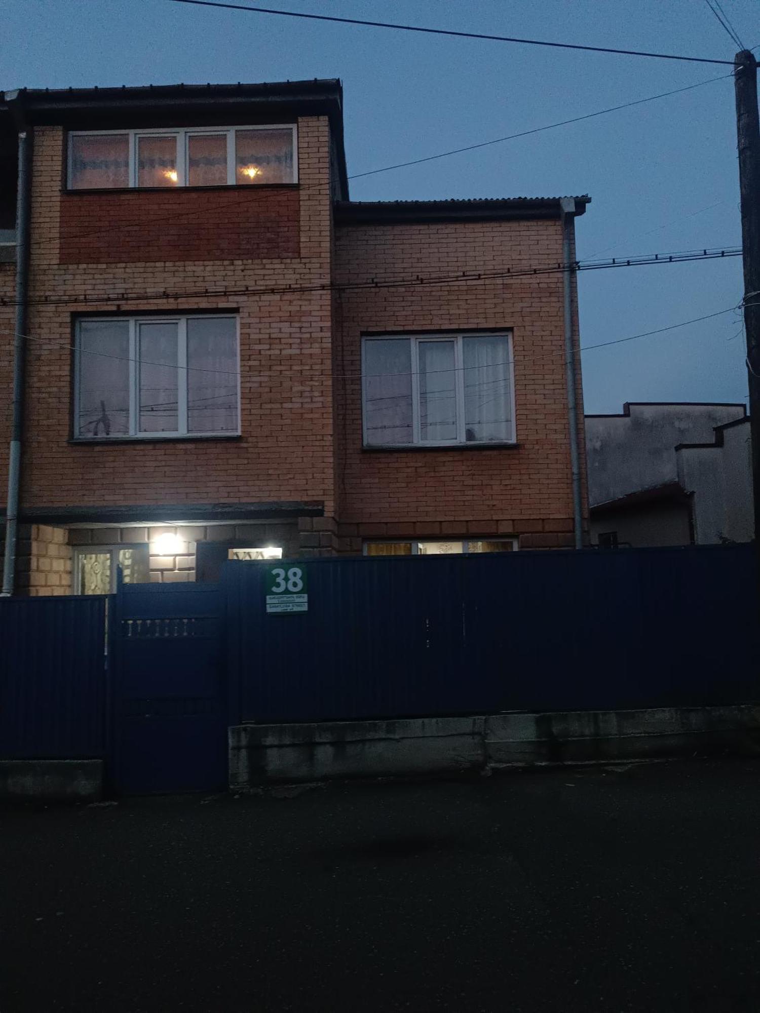 库塔伊西 Light House酒店 外观 照片